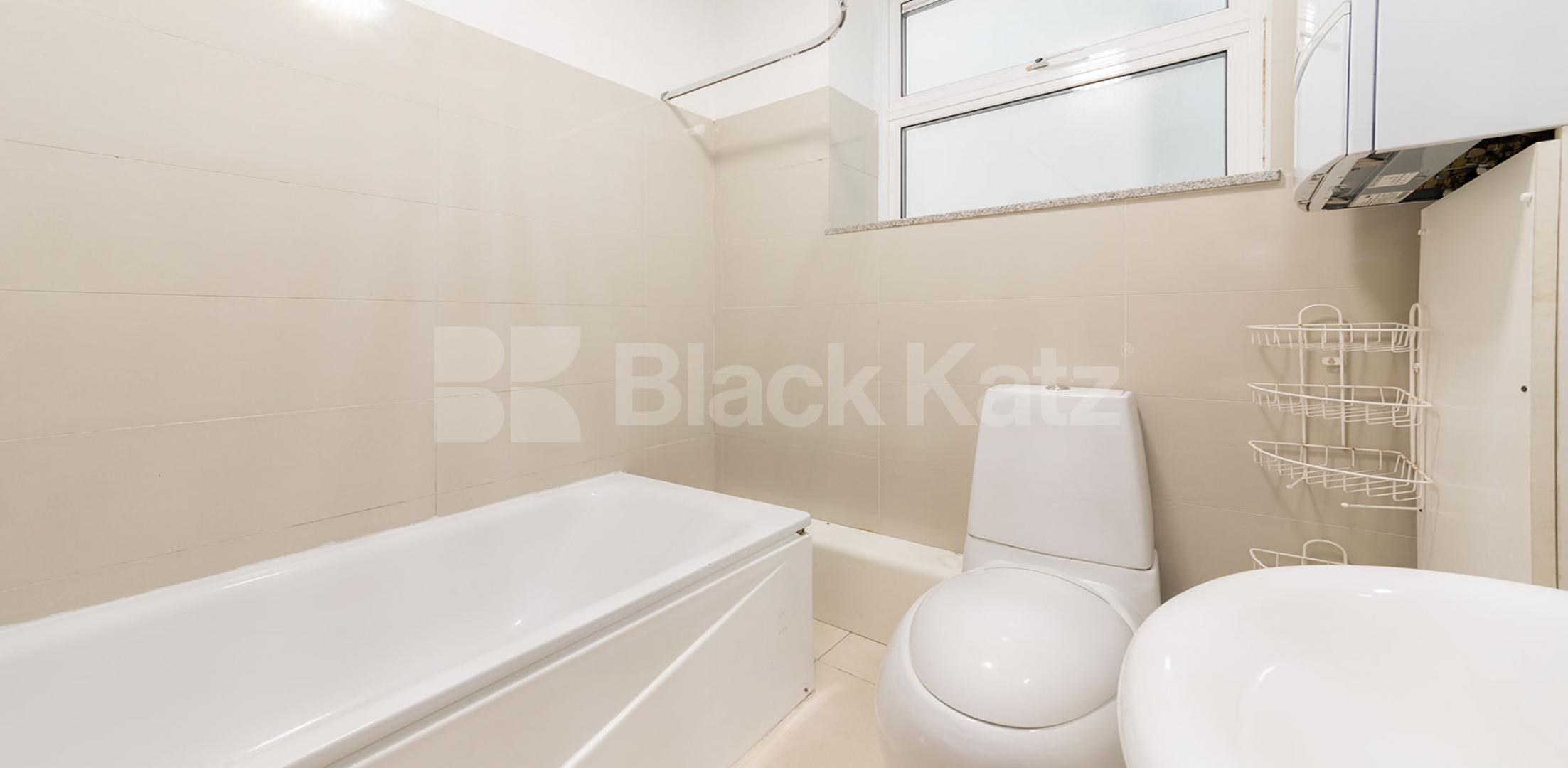 			Great 2 Bed Property !, 2 Bedroom, 1 bath, 1 reception Flat			 High street, Hornsey/Crouch End